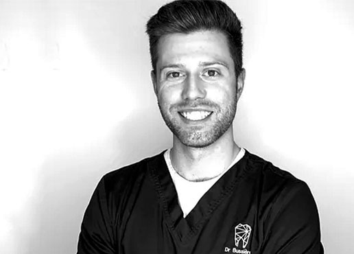 Dr Laurent Bussières - Clinique Dentaire Fabreville